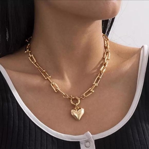 Jewelry - NEW 18K GOLD HOP LOVE HEART CHOKER NECKLACE, NICE NECKLACE, CUTE NECKLACE